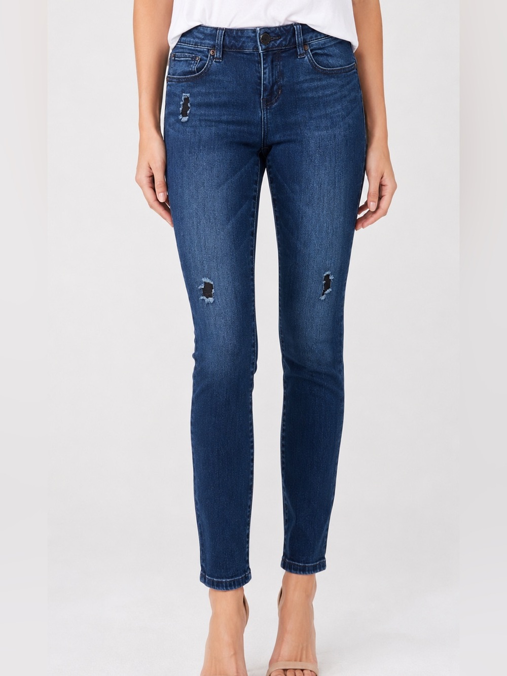 Cabi Jeans #3193 Women’s Size 4 Dark Wash Dusk Destructed Stretchy Skinny Jeans